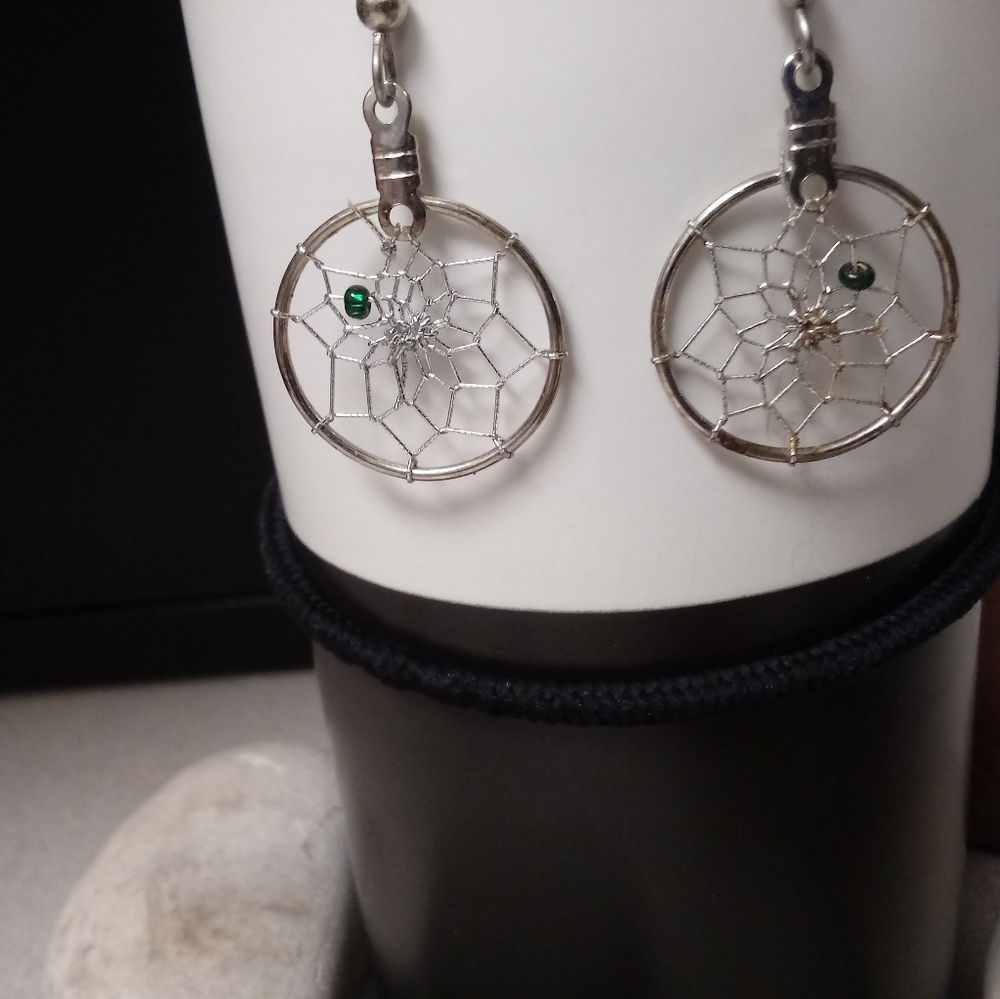 Silver earrings. - Picture 3 of 3